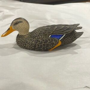 Bonded wood sculptures by world champion carver Hen Mallard